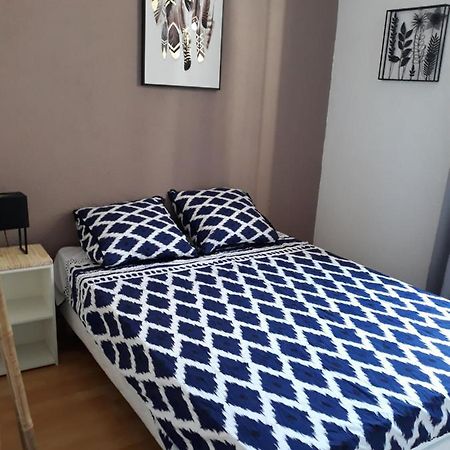 5 Minutes Des Arenes, Parking Gratuit, 6 Couchages Ним Екстериор снимка
