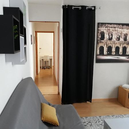 5 Minutes Des Arenes, Parking Gratuit, 6 Couchages Ним Екстериор снимка
