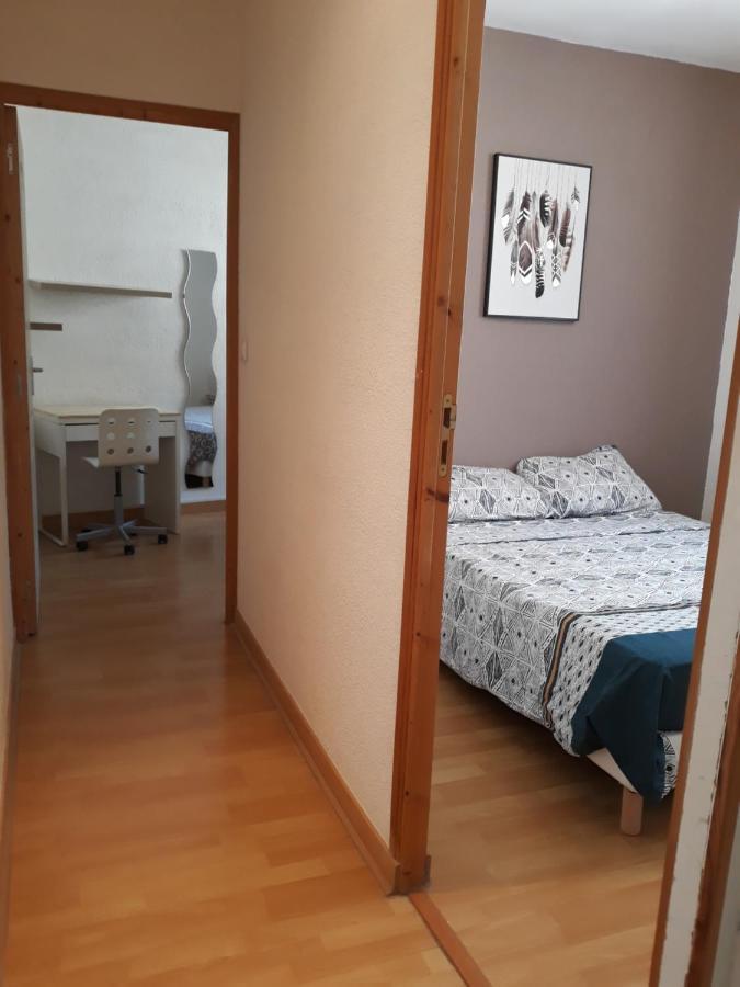 5 Minutes Des Arenes, Parking Gratuit, 6 Couchages Ним Екстериор снимка