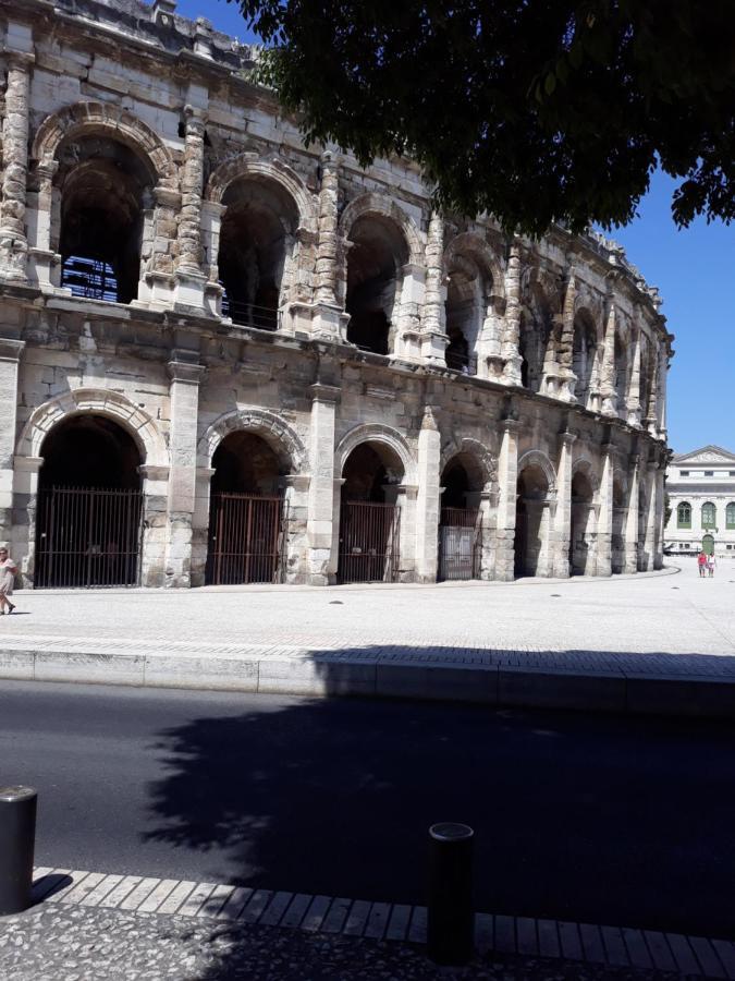 5 Minutes Des Arenes, Parking Gratuit, 6 Couchages Ним Екстериор снимка